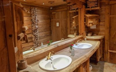 Why Choose Wood Furniture For The Bathroom?